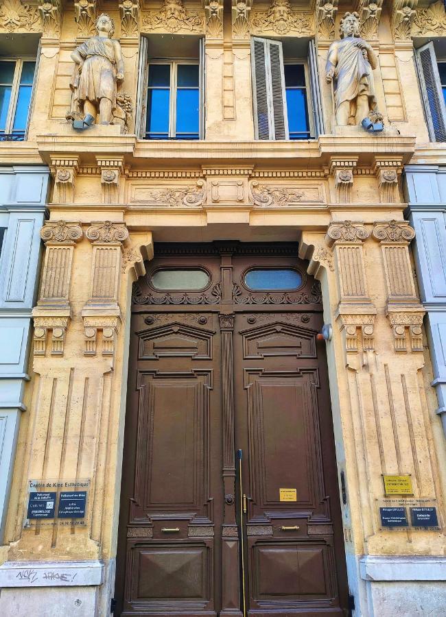 Appartemment Rue De La Republique, Joli Et Moderne Au Coeur Du Centre Μασσαλία Εξωτερικό φωτογραφία